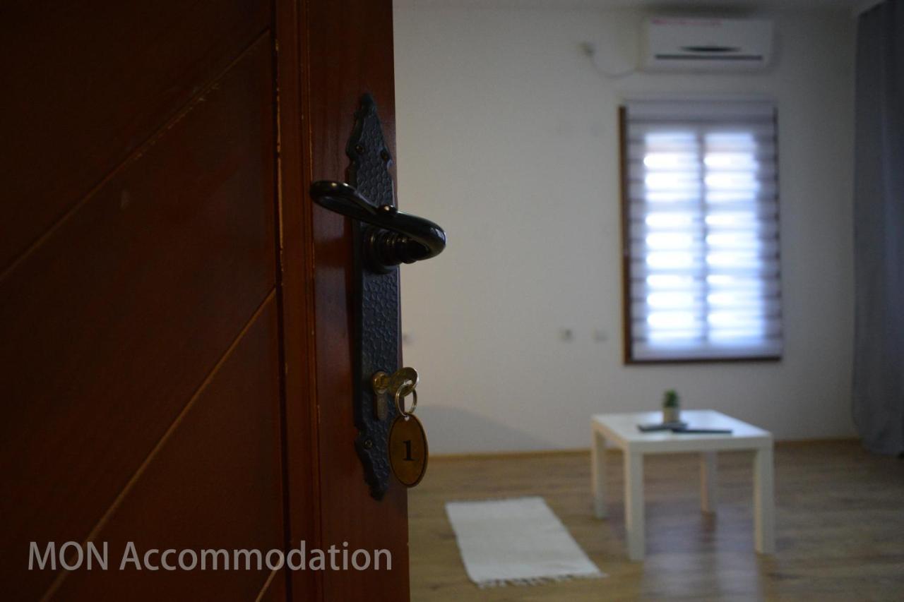 Mon Accommodation Free Parking Ni Buitenkant foto