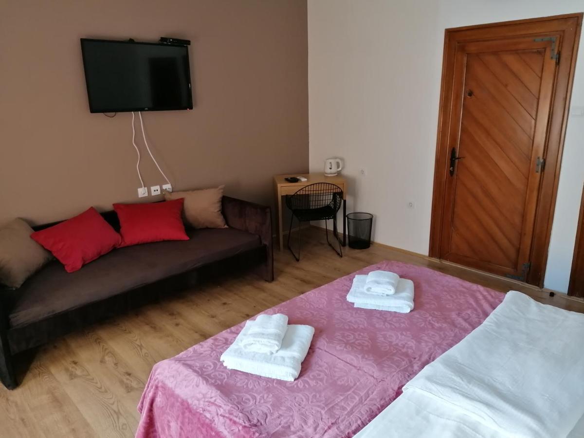 Mon Accommodation Free Parking Ni Buitenkant foto