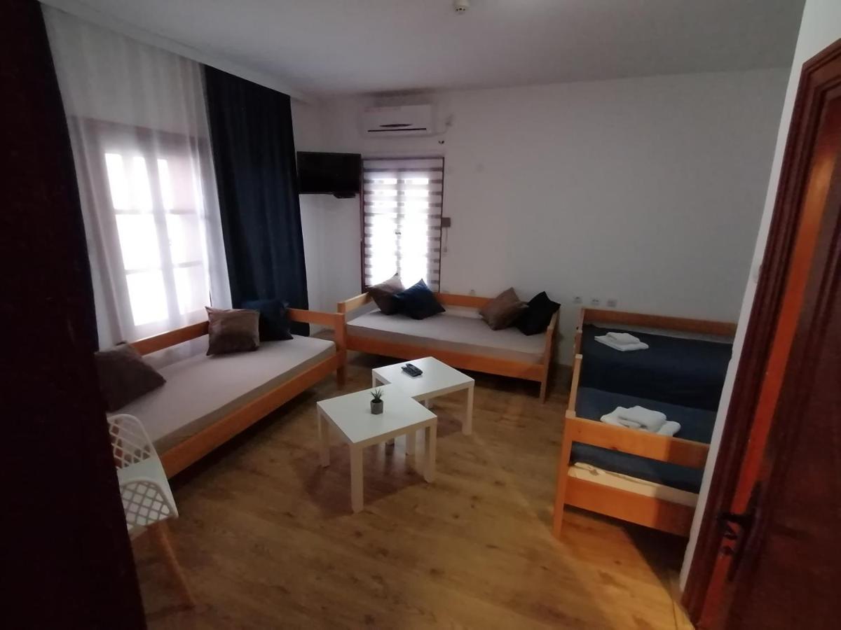 Mon Accommodation Free Parking Ni Buitenkant foto